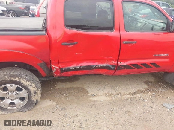 2008 Toyota Tacoma PreRunner z VIN 3TMJU62N78M059673, wystawiony jako IAAI lot #42285980 z przebiegiem 232 473 mil mil oraz . Historia ofert i sprzedaży dostępna na DreamBid. Obrazek 6.