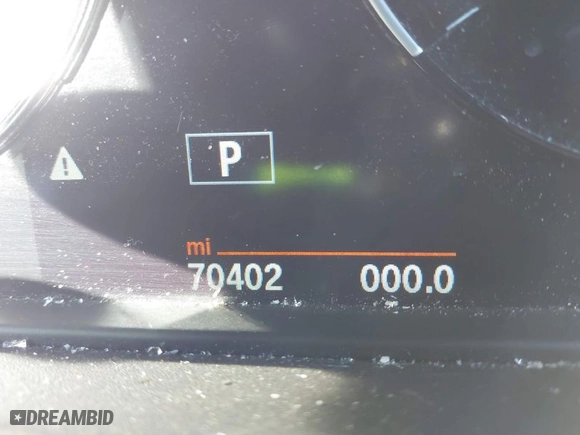 2018 BMW X2 xDrive28i with VIN WBXYJ5C38JEF82605, listed as a IAAI auction lot 41597220 with NaN miles. Bid and sale history available at carsss.com. Image 15.