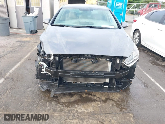 2018 Hyundai Sonata SEL with VIN 5NPE34AF5JH649451, listed as a IAAI auction lot 42094442 with 33,954 mi miles and . Bid and sale history available at DreamBid. Image 6.