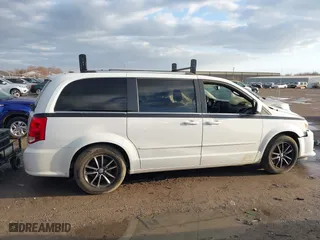 2017 Dodge Grand Caravan SXT with VIN 2C4RDGCG2HR818425, listed as a IAAI auction lot 41837757 with 175,201 mi miles. Bid and sale history available at carsss.com. Image 13.