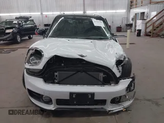 2019 MINI Countryman Cooper S with VIN WMZYT5C57K3G92681, listed as a IAAI auction lot 41765798 with 40,899 mi miles. Bid and sale history available at carsss.com. Image 11.
