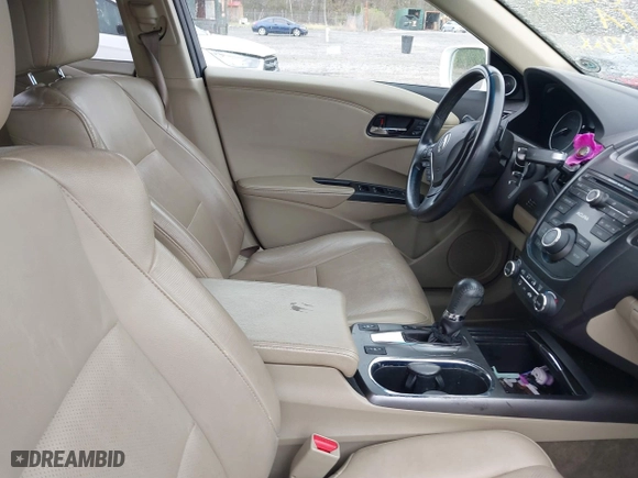 2013 Acura RDX with VIN 5J8TB3H30DL012632, listed as a IAAI auction lot 41852557 with 166,543 mi miles. Bid and sale history available at carsss.com. Image 5.