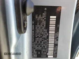 2006 Lexus RX 330 z VIN 2T2HA31U16C097710, wystawiony jako Copart lot #56847525 z przebiegiem 280 417 mil mil oraz Szkoda całkowita • Salvage title. Historia ofert i sprzedaży dostępna na DreamBid. Obrazek 13.