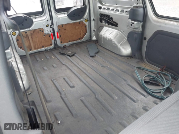 2012 Ford Transit Connect XL z VIN NM0LS6AN1CT122872, wystawiony jako IAAI lot #42525116 z przebiegiem 295 458 mil mil oraz . Historia ofert i sprzedaży dostępna na DreamBid. Obrazek 8.