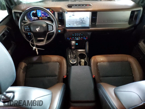 2022 Ford Bronco with VIN 1FMEE5DP3NLB22400, listed as a Copart auction lot 56229705 with 10,845 mi miles and Salvage title. Bid and sale history available at DreamBid. Image 8.