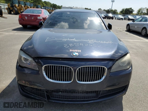 2011 BMW 7 Series 750Li with VIN WBAKB8C55BCY65571, listed as a Copart auction lot 70899514 with 118,325 mi miles and Non Repairable. Bid and sale history available at DreamBid. Image 5.
