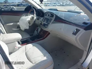 2011 Toyota Avalon with VIN 4T1BK3DB8BU399246, listed as a IAAI auction lot 41579012 with 170,644 mi miles. Bid and sale history available at carsss.com. Image 5.