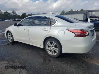 2014 Nissan Altima S with VIN 1N4BL3APXEC401077, listed as a Copart auction lot 44379625 with 106,854 mi miles and Salvage title. Bid and sale history available at DreamBid. Image 2.