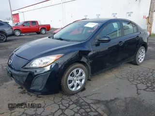 2011 Mazda Mazda3 i Sport with VIN JM1BL1UG5B1459907, listed as a IAAI auction lot 41724612 with 154,008 mi miles. Bid and sale history available at carsss.com. Image 17.