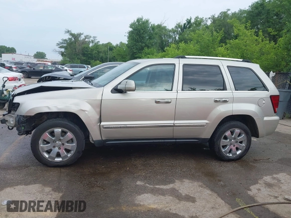 2010 Jeep Grand Cherokee Limited with VIN 1J4RR5GT2AC138675, listed as a IAAI auction lot 42471032 with 184,238 mi miles and . Bid and sale history available at DreamBid. Image 14.