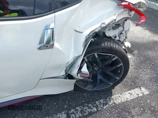 2017 Nissan 370Z with VIN JN1AZ4EH4HM950062, listed as a IAAI auction lot 39140973 with 86,259 mi miles. Bid and sale history available at carsss.com. Image 19.
