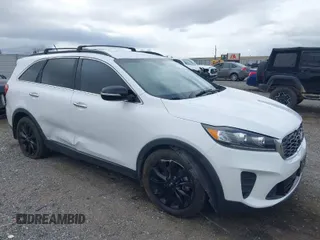 2020 Kia Sorento LX V6 with VIN 5XYPG4A55LG646922, listed as a IAAI auction lot 41781678 with 91,140 mi miles. Bid and sale history available at carsss.com. Image 1.