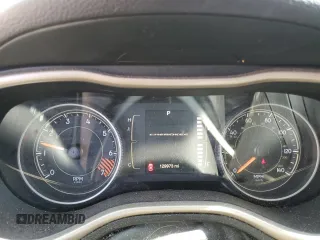 2015 Jeep Cherokee Latitude with VIN 1C4PJLCB5FW731796, listed as a Copart auction lot 49316845 with 129,973 mi miles and Salvage Title. Bid and sale history available at carsss.com. Image 9.