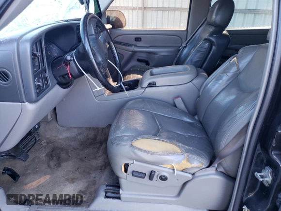 2005 Chevrolet Tahoe LS with VIN 1GNEC13T55R242950, listed as a Copart auction lot 74131954 with 283,935 mi miles and Salvage Title. Bid and sale history available at carsss.com. Image 7.