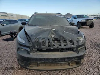 2016 Jeep Cherokee Sport с VIN 1C4PJLAS8GW291237, выставлен на аукционе Copart как лот 44750515 с пробегом 191 261 миль миль и Списание • Salvage title. История ставок и продаж доступна на DreamBid. Изображение 5.