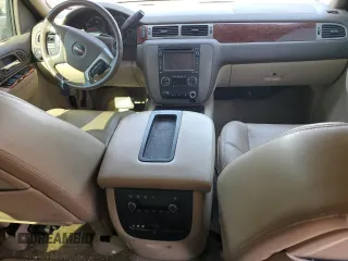 2013 GMC Yukon SLT with VIN 1GKS2CE02DR318091, listed as a Copart auction lot 70860184 with 127,879 mi miles and Salvage Title. Bid and sale history available at carsss.com. Image 8.