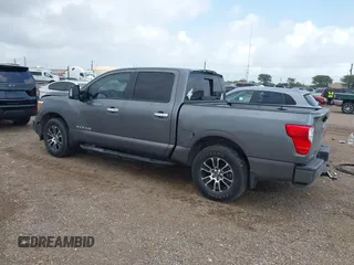 2021 Nissan Titan SV z VIN 1N6AA1EF8MN536575, wystawiony jako IAAI lot #42079874 z przebiegiem 45 332 mil mil oraz . Historia ofert i sprzedaży dostępna na DreamBid. Obrazek 3.