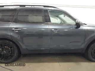 2024 Kia Telluride EX with VIN 5XYP3DGC2RG517918, listed as a IAAI auction lot 41599844 with 9,544 mi miles and . Bid and sale history available at carsss.com. Image 13.