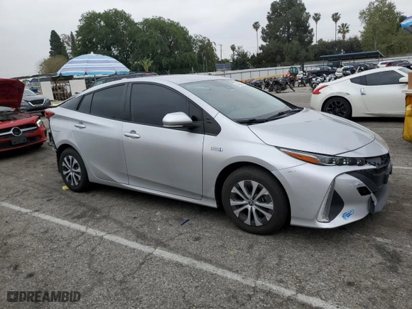 2021 Toyota Prius Prime LE with VIN JTDKAMFP9M3176549, listed as a Copart auction lot 50425295 with 158,990 mi miles and Salvage Title. Bid and sale history available at carsss.com. Image 4.