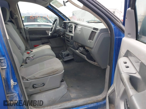 2007 Dodge 1500 SLT with VIN 1D7HU18207S253195, listed as a IAAI auction lot 42115150 with 113,111 mi miles. Bid and sale history available at carsss.com. Image 5.