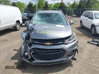 2020 Chevrolet Trax Premier with VIN 3GNCJRSB2LL140689, listed as a IAAI auction lot 42212724 with 73,701 mi miles and . Bid and sale history available at DreamBid. Image 11.