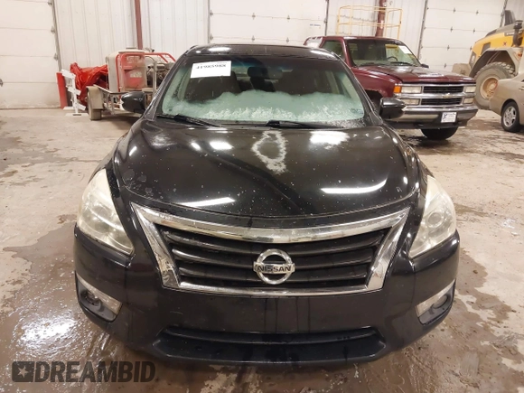 2013 Nissan Altima SV with VIN 1N4BL3AP1DN494400, listed as a IAAI auction lot 41985988 with 114,916 mi miles and . Bid and sale history available at DreamBid. Image 12.