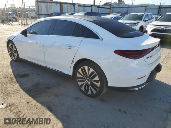 2023 Mercedes-Benz EQE 350 z VIN W1KEG1CB5PF013179, wystawiony jako Copart lot #49628985 z przebiegiem 59 579 mil mil oraz Szkoda całkowita • Salvage title. Historia ofert i sprzedaży dostępna na DreamBid. Obrazek 2.