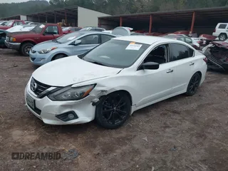 2017 Nissan Altima SL z VIN 1N4AL3AP7HC263627, wystawiony jako IAAI lot #40978960 z przebiegiem 149 182 mil mil oraz . Historia ofert i sprzedaży dostępna na DreamBid. Obrazek 16.