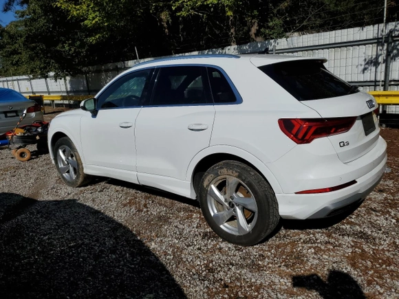2022 Audi Q3 Premium with VIN WA1AUCF38N1030113, listed as a Copart auction lot 81373004 with 0 mi miles and Salvage Title. Bid and sale history available at carsss.com. Image 2.