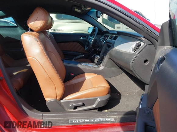 2012 Ford Mustang V6 Premium with VIN 1ZVBP8AM7C5270903, listed as a IAAI auction lot 41631200 with 171,138 mi miles. Bid and sale history available at carsss.com. Image 5.