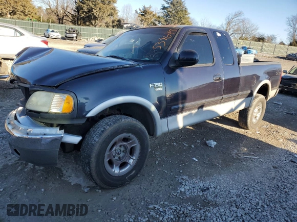 1999 Ford F-150 XL with VIN 1FTRX18L8XNA01885, listed as a Copart auction lot 88539645 with 286,037 mi miles and Salvage Title. Bid and sale history available at carsss.com. Image 1.