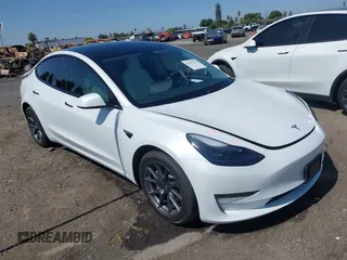 2023 Tesla Model 3 с VIN 5YJ3E1EA5PF517893, выставлен на аукционе IAAI как лот 42515181 с пробегом 38 538 миль миль и . История ставок и продаж доступна на DreamBid. Изображение 1.