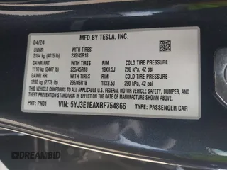 2024 Tesla Model 3 z VIN 5YJ3E1EAXRF754866, wystawiony jako IAAI lot #42082242 z przebiegiem 7 754 mil mil oraz . Historia ofert i sprzedaży dostępna na DreamBid. Obrazek 9.