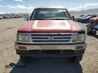 1995 Toyota T100 z VIN JT4VD22F0S0010554, wystawiony jako Copart lot #54718275 z przebiegiem 126 608 mil mil oraz Czysty tytuł • Clean title. Historia ofert i sprzedaży dostępna na DreamBid. Obrazek 5.