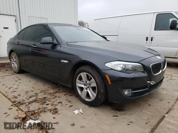 2012 BMW 5 Series 550i with VIN WBAFR9C55CDX78817, listed as a Copart auction lot 85811044 with Not Provided miles and Salvage Title. Bid and sale history available at carsss.com. Image 4.
