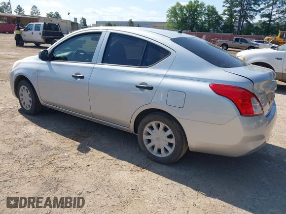 2014 Nissan Versa SV with VIN 3N1CN7AP3EL844288, listed as a IAAI auction lot 42038825 with 135,942 mi miles and . Bid and sale history available at carsss.com. Image 3.