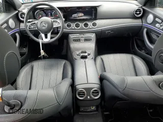 2019 Mercedes-Benz E 300 с VIN WDDZF4KB1KA639339, выставлен на аукционе Copart как лот 56724695 с пробегом 27 003 миль миль и Списание • Salvage title. История ставок и продаж доступна на DreamBid. Изображение 8.