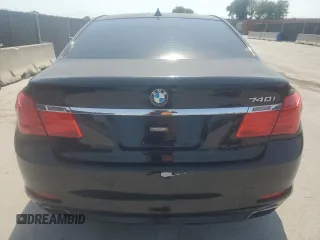 2012 BMW 7 Series 740i z VIN WBAKA4C56CC613745, wystawiony jako Copart lot #57342795 z przebiegiem 139 889 mil mil oraz Czysty tytuł • Clean title. Historia ofert i sprzedaży dostępna na DreamBid. Obrazek 6.