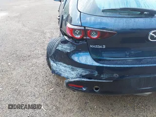 2020 Mazda 3 z VIN JM1BPALM1L1158967, wystawiony jako IAAI lot #42196832 z przebiegiem 43 519 mil mil oraz . Historia ofert i sprzedaży dostępna na DreamBid. Obrazek 18.