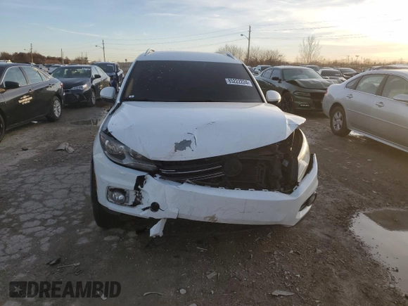 2014 Volkswagen Tiguan SEL с VIN WVGAV3AX2EW552280, выставлен на аукционе Copart как лот 85222224 с пробегом 109 761 миль миль и Списание • Salvage title. История ставок и продаж доступна на DreamBid. Изображение 5.