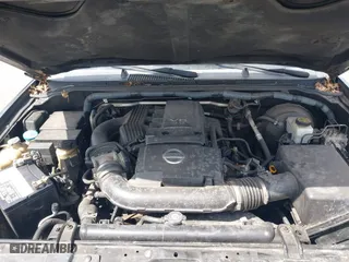 2011 Nissan Pathfinder LE with VIN 5N1AR1NB1BC601571, listed as a IAAI auction lot 41981127 with 175,849 mi miles. Bid and sale history available at carsss.com. Image 10.