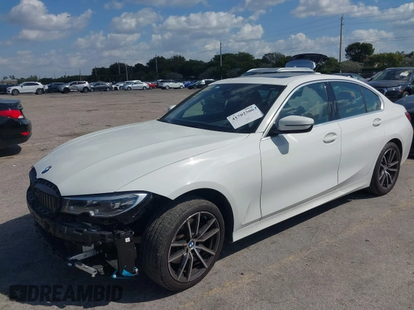 2022 BMW 3 Series 330i with VIN 3MW5R1J04N8C75820, listed as a IAAI auction lot 41702506 with 17,421 mi miles. Bid and sale history available at carsss.com. Image 18.