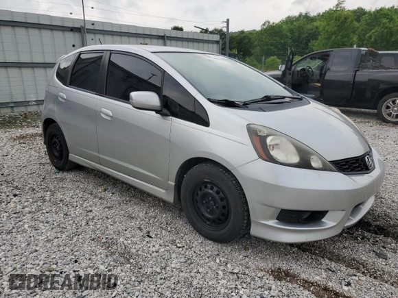 2012 Honda Fit Sport с VIN JHMGE8H56CC020916, выставлен на аукционе Copart как лот 57624975 с пробегом 133 827 миль миль и Списание • Salvage title. История ставок и продаж доступна на DreamBid. Изображение 4.