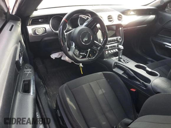 2019 Ford Mustang GT z VIN 1FA6P8CF5K5178437, wystawiony jako Copart lot #53391145 z przebiegiem 37 010 mil mil oraz Szkody całkowita. Historia ofert i sprzedaży dostępna na DreamBid. Obrazek 8.