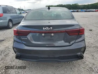 2022 Kia Forte LXS z VIN 3KPF24AD9NE418200, wystawiony jako Copart lot #56518225 z przebiegiem 100 298 mil mil oraz Czysty tytuł • Clean title. Historia ofert i sprzedaży dostępna na DreamBid. Obrazek 6.