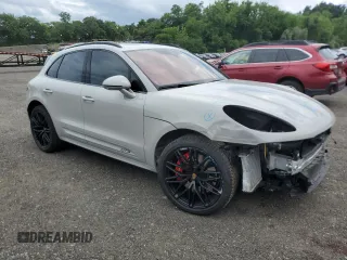 2023 Porsche Macan GTS z VIN WP1AF2A50PLB56233, wystawiony jako Copart lot #61933415 z przebiegiem 16 184 mil mil oraz Szkoda całkowita • Salvage title. Historia ofert i sprzedaży dostępna na DreamBid. Obrazek 4.