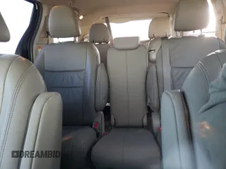 2018 Toyota Sienna XLE Auto Access Seat with VIN 5TDYZ3DC7JS903470, listed as a Copart auction lot 47938055 with 118,734 mi miles and Salvage Title. Bid and sale history available at carsss.com. Image 10.