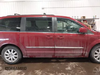 2015 Chrysler Town & Country Touring with VIN 2C4RC1BG1FR717939, listed as a IAAI auction lot 41667583 with 1 mi miles. Bid and sale history available at carsss.com. Image 14.