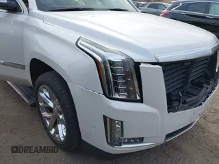 2017 Cadillac Escalade Platinum z VIN 1GYS4DKJ7HR277904, wystawiony jako IAAI lot #41757014 z przebiegiem 109 177 mil mil oraz . Historia ofert i sprzedaży dostępna na DreamBid. Obrazek 19.