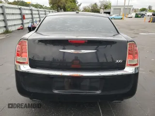 2014 Chrysler 300 with VIN 2C3CCAAG3EH373465, listed as a Copart auction lot 55664055 with 118,284 mi miles and Clean Title. Bid and sale history available at DreamBid. Image 6.